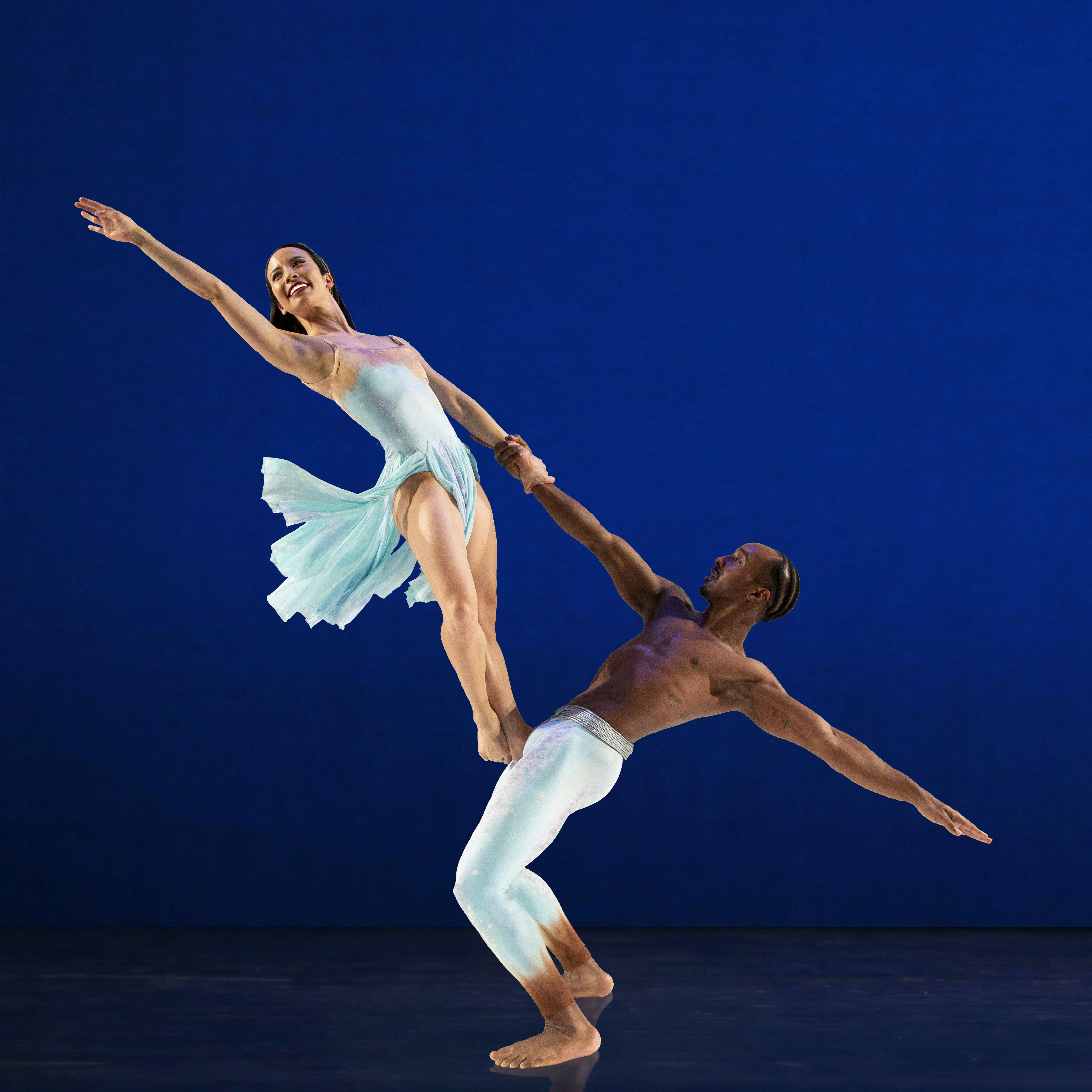 Madelyn Ho and Alex Clayton in Paul Taylor_s Airs by Whitney Browne (2).jpg